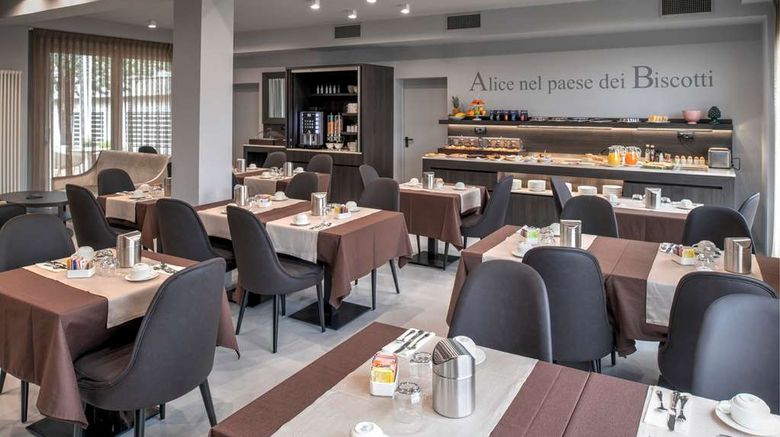 <b>Hotel Villa delle Fate BW Signature Coll Restaurant</b>. Images powered by <a href="https://iceportal.shijigroup.com/" title="IcePortal" target="_blank">IcePortal</a>.