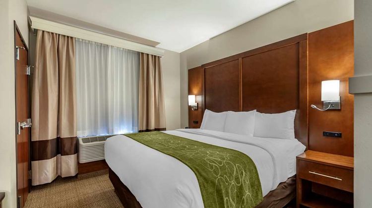 Comfort Suites Grand Island Suite