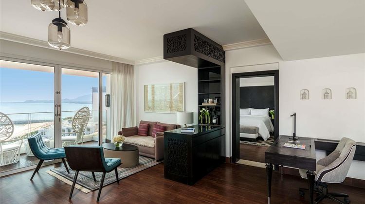 Fairmont Fujairah Beach Resort Suite