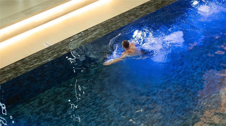 Fairmont Riyadh Pool