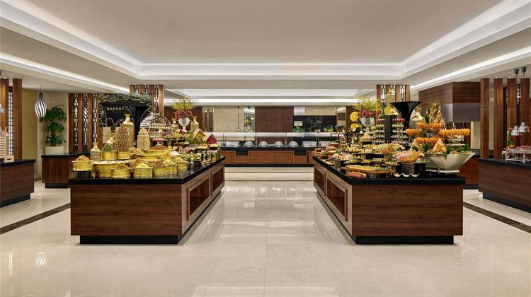 Swissotel Al Maqam Restaurant