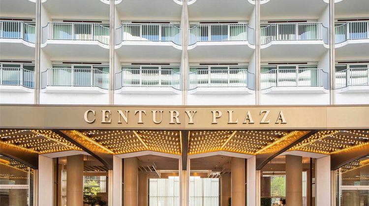 Fairmont Century Plaza Exterior