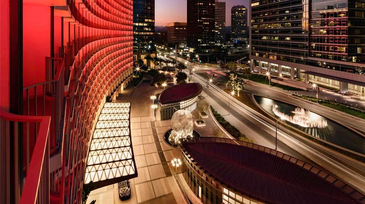 Fairmont Century Plaza Exterior