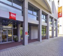 Ibis Annecy Cran Gevrier Exterior