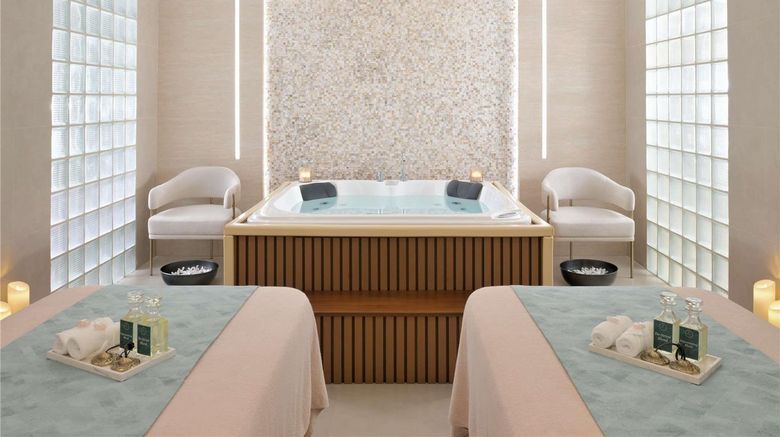 <b>Swissotel Al Murooj Dubai Spa</b>. Images powered by <a href="https://iceportal.shijigroup.com/" title="IcePortal" target="_blank">IcePortal</a>.
