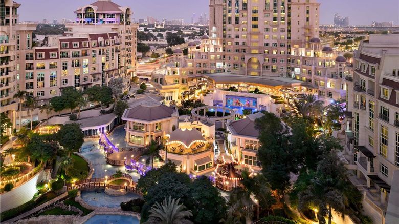 <b>Swissotel Al Murooj Dubai Exterior</b>. Images powered by <a href="https://iceportal.shijigroup.com/" title="IcePortal" target="_blank">IcePortal</a>.