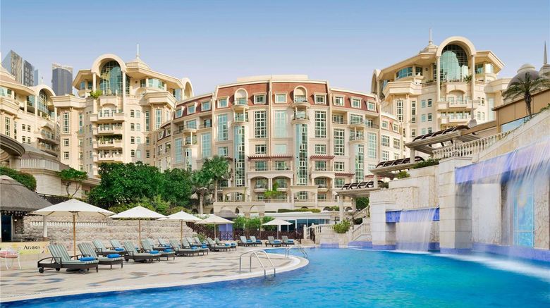 <b>Swissotel Al Murooj Dubai Pool</b>. Images powered by <a href="https://iceportal.shijigroup.com/" title="IcePortal" target="_blank">IcePortal</a>.