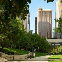 Fairmont Chicago, Millennium Park