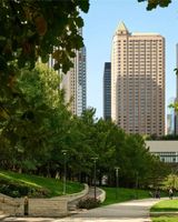 Fairmont Chicago, Millennium Park