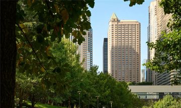 Fairmont Chicago, Millennium Park