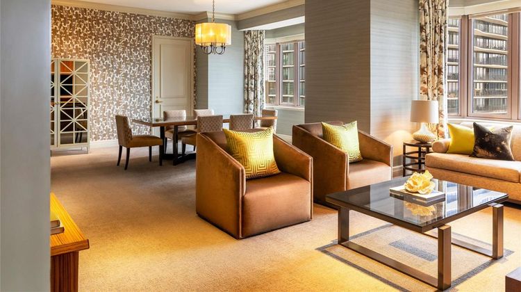 Fairmont Chicago, Millennium Park Suite
