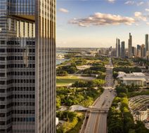 Fairmont Chicago, Millennium Park Exterior