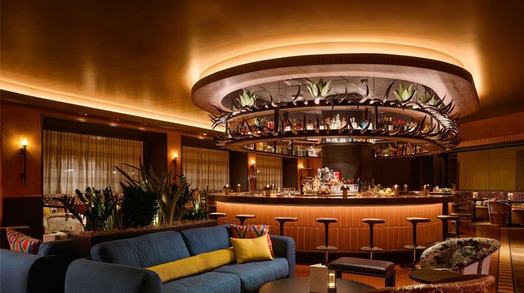 Fairmont Chicago, Millennium Park Restaurant