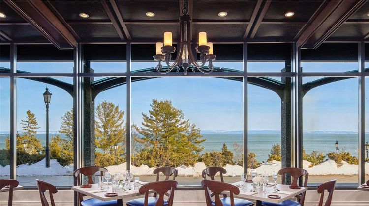 The Fairmont Le Manoir Richelieu Restaurant