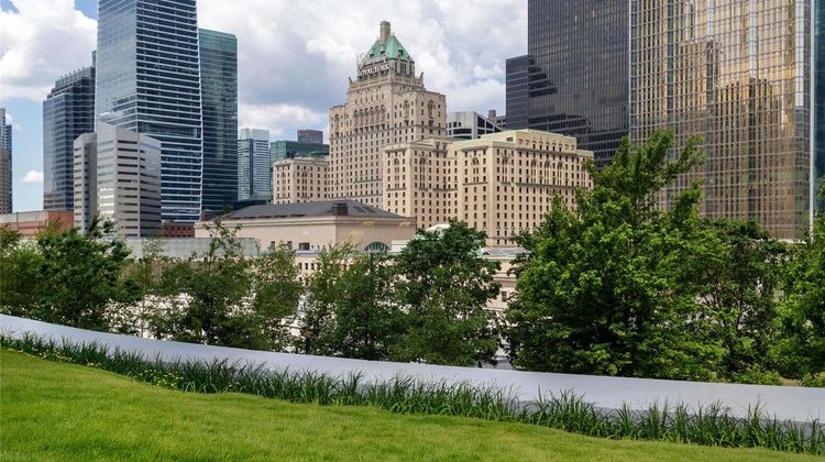 Fairmont Royal York Exterior