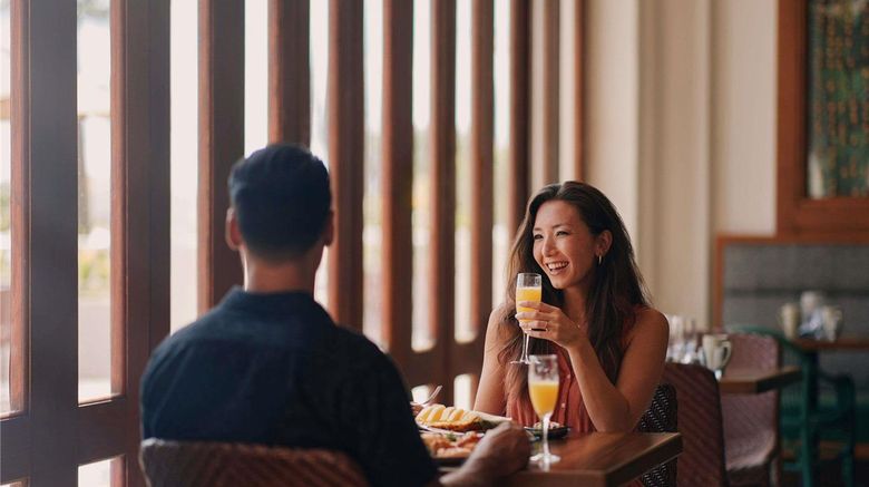 <b>The Fairmont Kea Lani Maui Restaurant</b>. Images powered by <a href="https://iceportal.shijigroup.com/" title="IcePortal" target="_blank">IcePortal</a>.