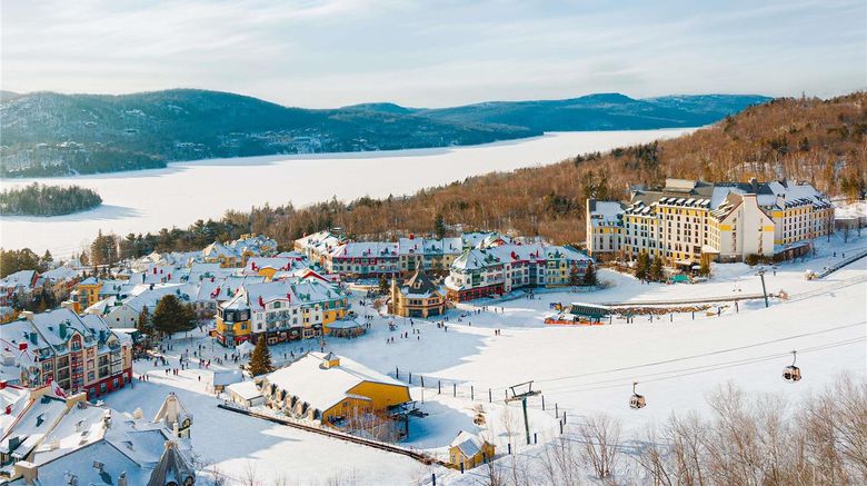 <b>The Fairmont Tremblant Exterior</b>. Images powered by <a href="https://iceportal.shijigroup.com/" title="IcePortal" target="_blank">IcePortal</a>.