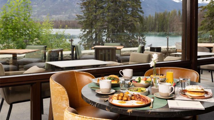 Fairmont Jasper Park Lodge Restaurant