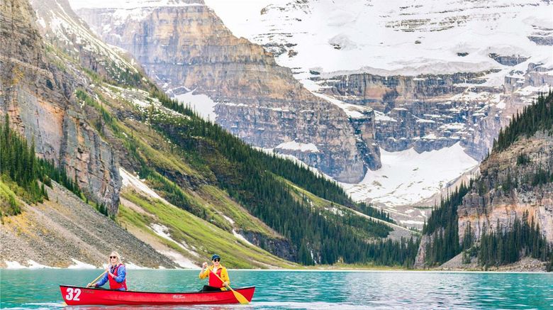 <b>Fairmont Chateau Lake Louise Exterior</b>. Images powered by <a href="https://iceportal.shijigroup.com/" title="IcePortal" target="_blank">IcePortal</a>.