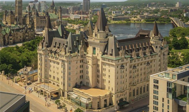 Fairmont Chateau Laurier Exterior