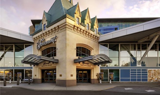 Fairmont Vancouver Airport Exterior