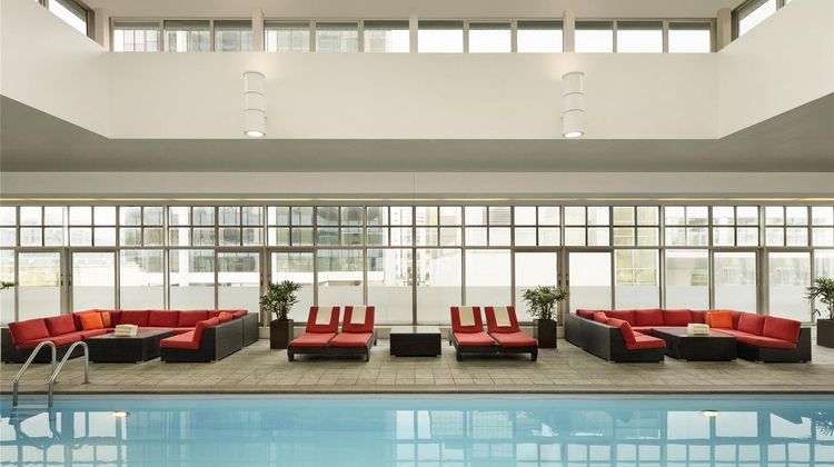 The Fairmont Hotel Vancouver Pool