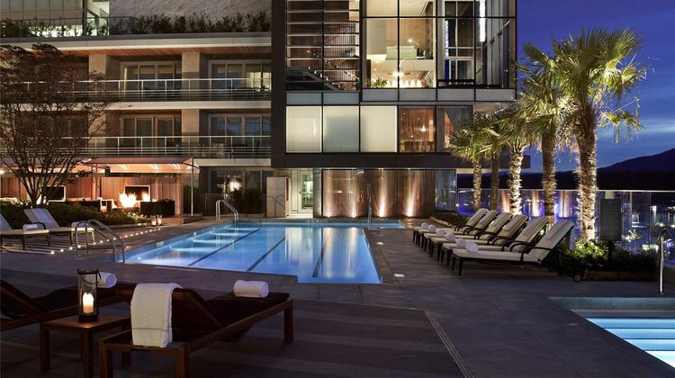 Fairmont Pacific Rim Pool