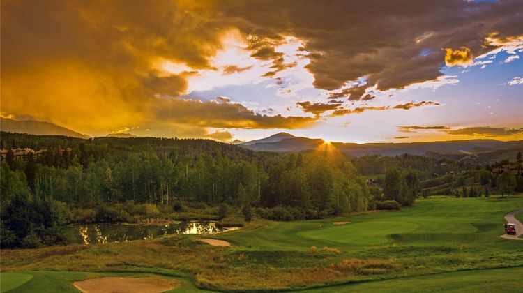 Fairmont Heritage Place Franz Klammer Golf