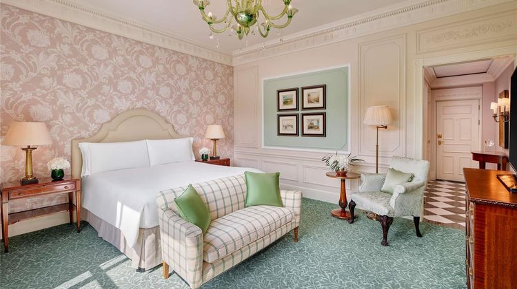 The Savoy, A Fairmont Hotel Room