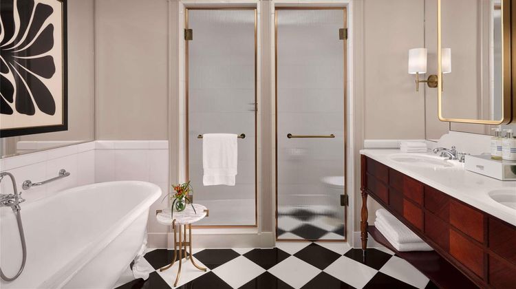 The Savoy, A Fairmont Hotel Suite