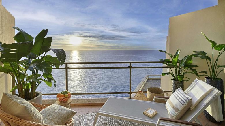 <b>The Fairmont Monte Carlo Suite</b>. Images powered by <a href="https://iceportal.shijigroup.com/" title="IcePortal" target="_blank">IcePortal</a>.