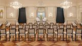<b>Fairmont Hotel Vier Jahreszeiten Meeting</b>. Images powered by <a href="https://iceportal.shijigroup.com/" title="IcePortal" target="_blank">IcePortal</a>.