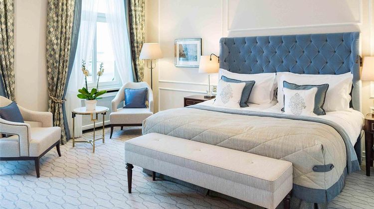 Fairmont Hotel Vier Jahreszeiten Room
