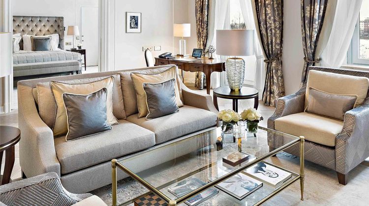 Fairmont Hotel Vier Jahreszeiten Suite