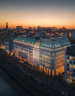 Fairmont Hotel Vier Jahreszeiten