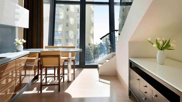Fairmont Baku, Flame Towers Suite