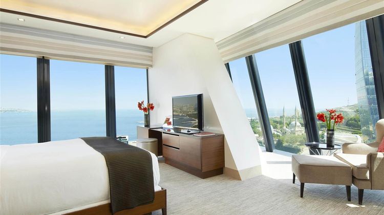 Fairmont Baku, Flame Towers Room