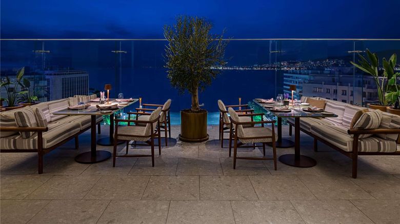 <b>Swissotel Buyuk Efes, Izmir Restaurant</b>. Images powered by <a href="https://iceportal.shijigroup.com/" title="IcePortal" target="_blank">IcePortal</a>.