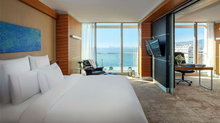 Swissotel Buyuk Efes, Izmir Suite