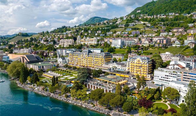 Fairmont Le Montreux Palace Exterior