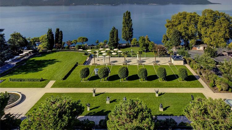 Fairmont Le Montreux Palace Exterior