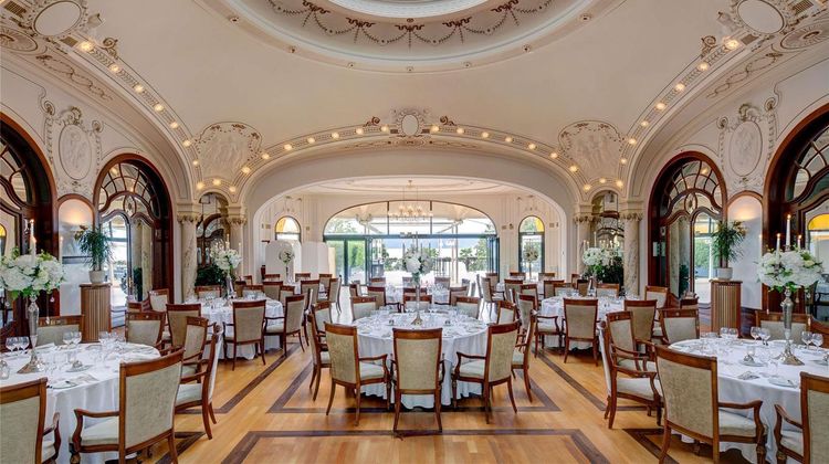 Fairmont Le Montreux Palace Meeting