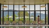 <b>Fairmont Le Montreux Palace Pool</b>. Images powered by <a href="https://iceportal.shijigroup.com/" title="IcePortal" target="_blank">IcePortal</a>.