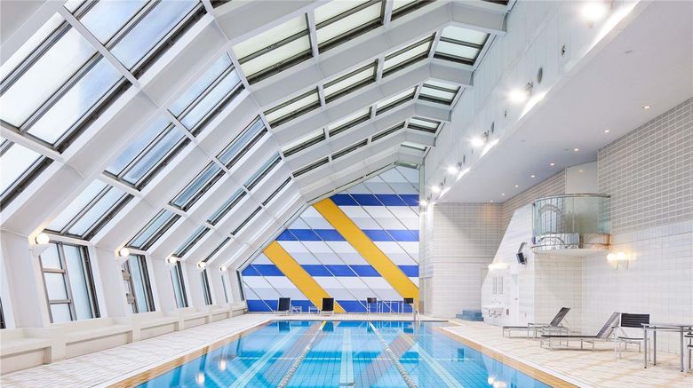 <b>Swissotel Nankai, Osaka Pool</b>. Images powered by <a href="https://iceportal.shijigroup.com/" title="IcePortal" target="_blank">IcePortal</a>.