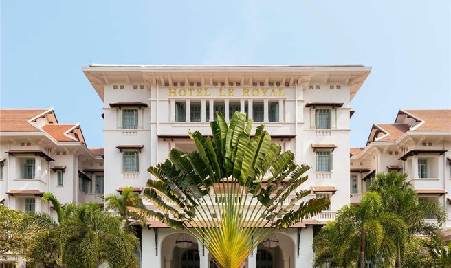 Raffles Hotel Le Royal Exterior