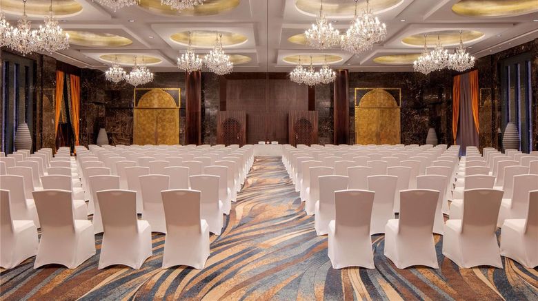 <b>Raffles Dubai Meeting</b>. Images powered by <a href="https://iceportal.shijigroup.com/" title="IcePortal" target="_blank">IcePortal</a>.