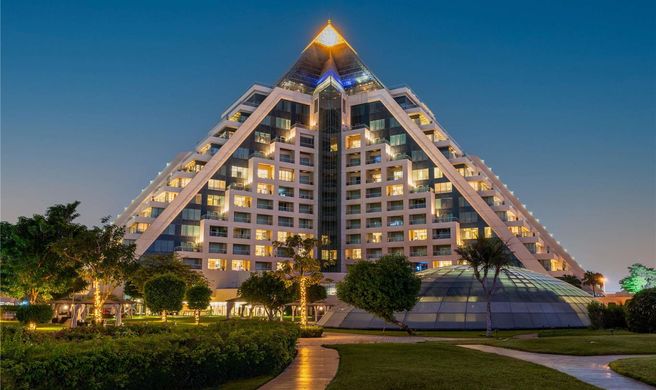 Raffles Dubai Exterior