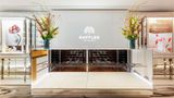 <b>Le Royal Monceau-Raffles Paris Spa</b>. Images powered by <a href="https://iceportal.shijigroup.com/" title="IcePortal" target="_blank">IcePortal</a>.