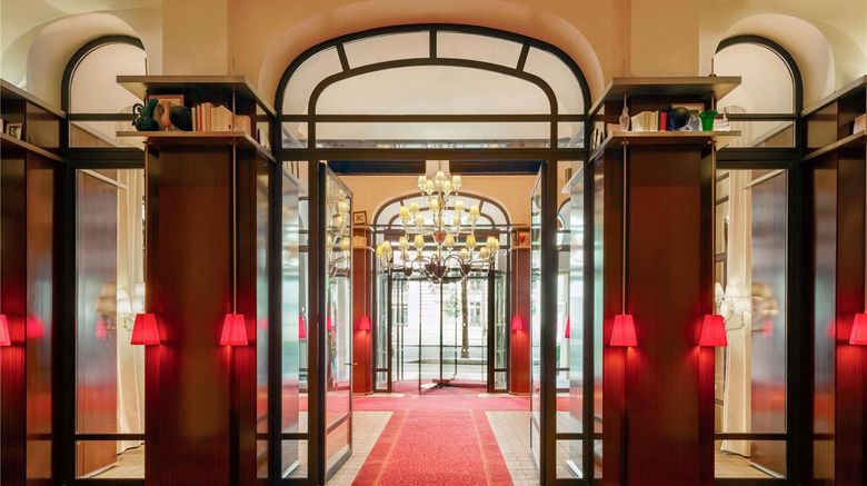 <b>Le Royal Monceau-Raffles Paris Exterior</b>. Images powered by <a href="https://iceportal.shijigroup.com/" title="IcePortal" target="_blank">IcePortal</a>.
