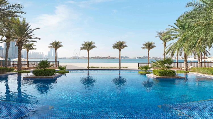 Fairmont The Palm Exterior